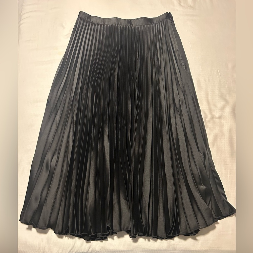 Abercrombie & Fitch satin Black A-Line Pleated Skirt